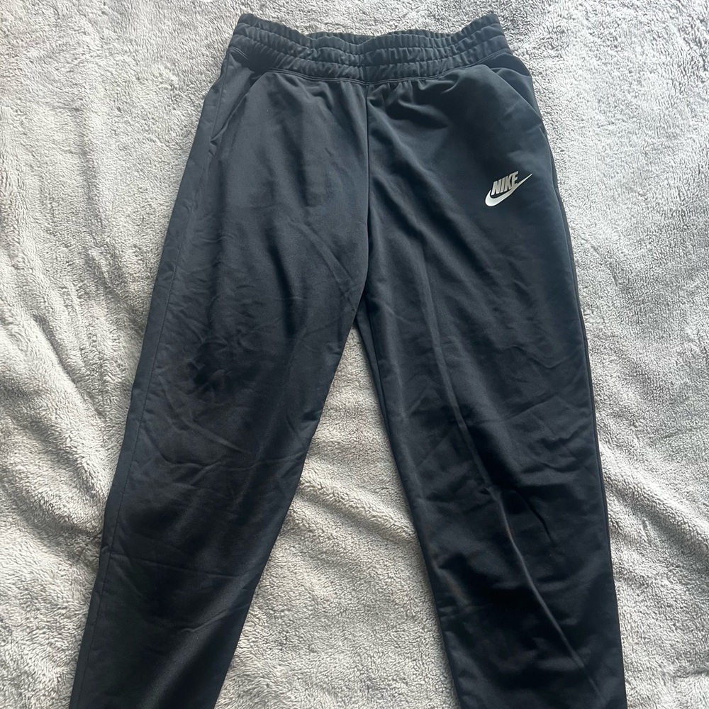 Nike Women Black Jogger Pants